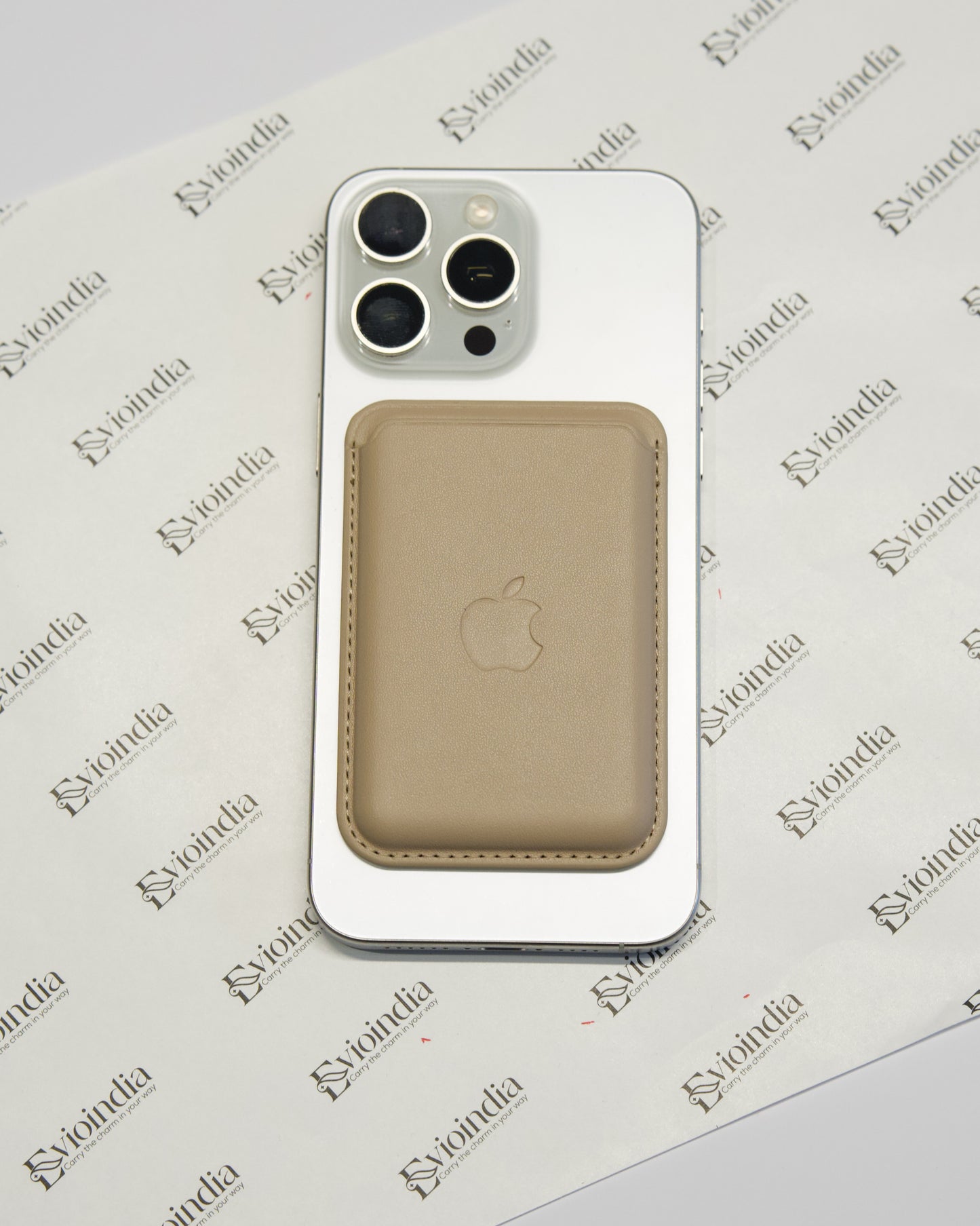 APPLE MAGSAFE WALLET